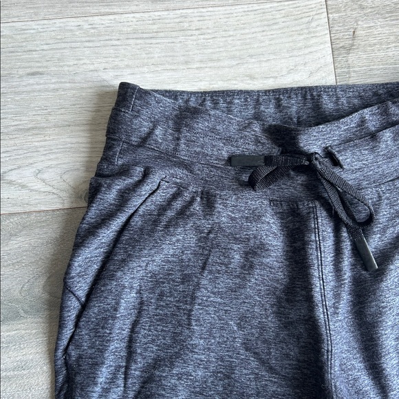 Lululemon Ready To Rulu Joggers - Picture 2 of 8